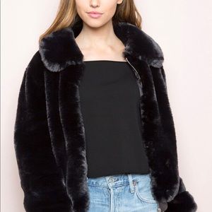 Brandy Melville Georgina fur bomber